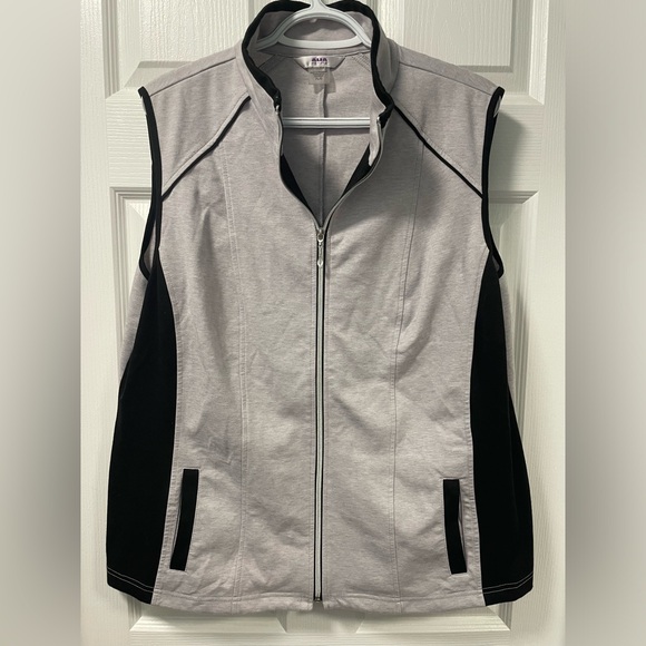 Alia Petite vest - Picture 1 of 2
